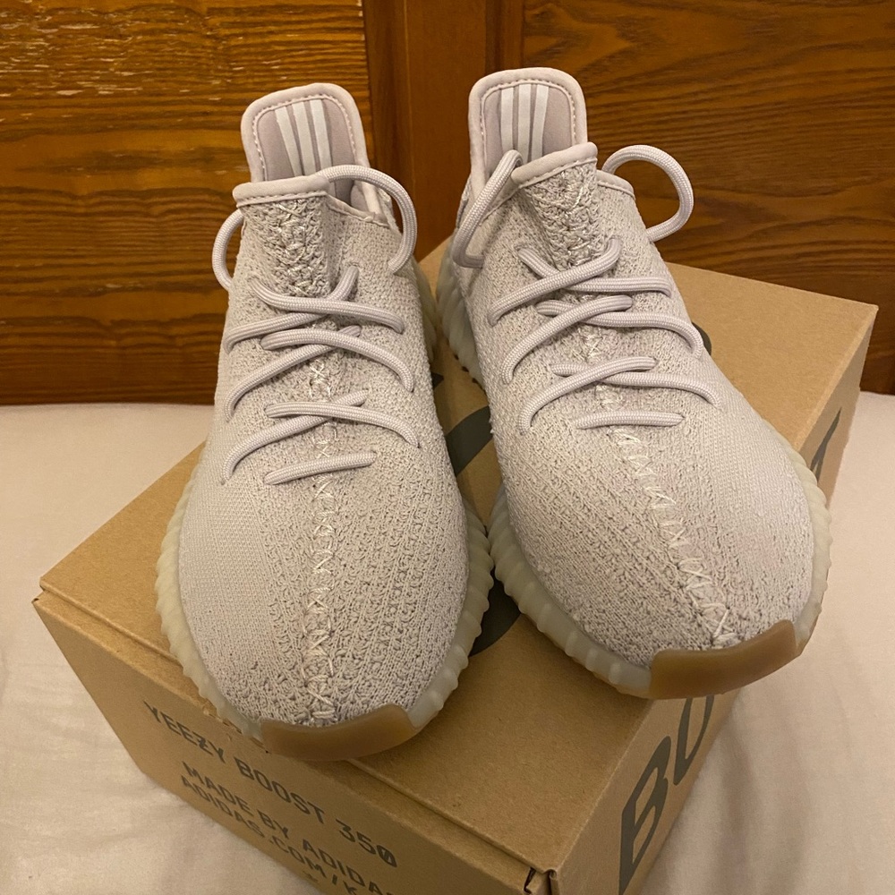 Yeezy Boost 350 v2 Sesame Size 8.5 men
